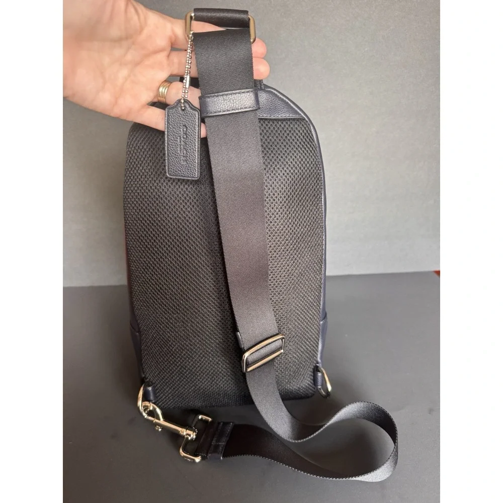 Leather Coach Navy ~ Black Blue Stripes ~ Shoulder Sling Bag Great Style F722226